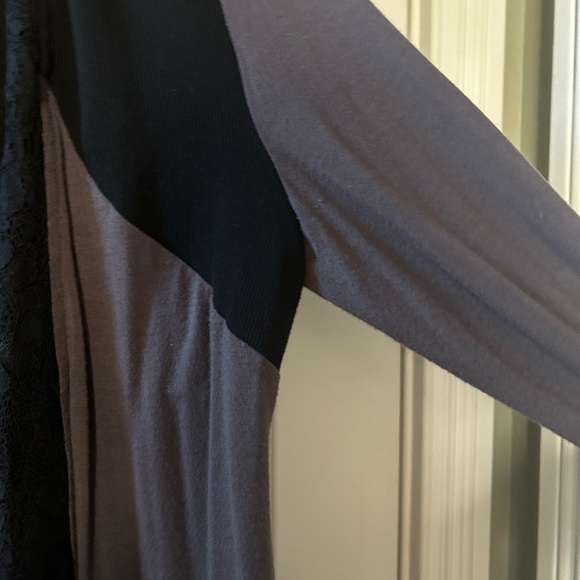 Radzoli lightweight shrug/jacket. Black/brown beautiful lace front & accent back - Picture 6 of 13